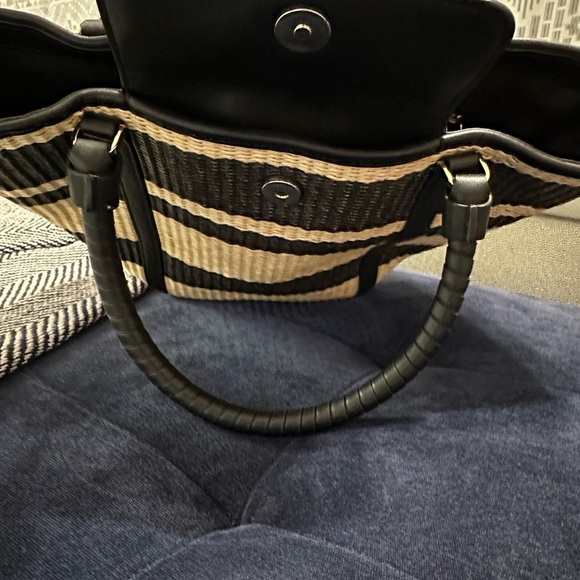 Kate Spade New York Cruise Medium Tote Bag Black & Tan Straw w/ Leather Trim - Picture 7 of 13